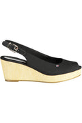 cdn.stockfirmati.com/catalog/37226/tommyhilfigercalzaturasandalodonnanero_1.jpg