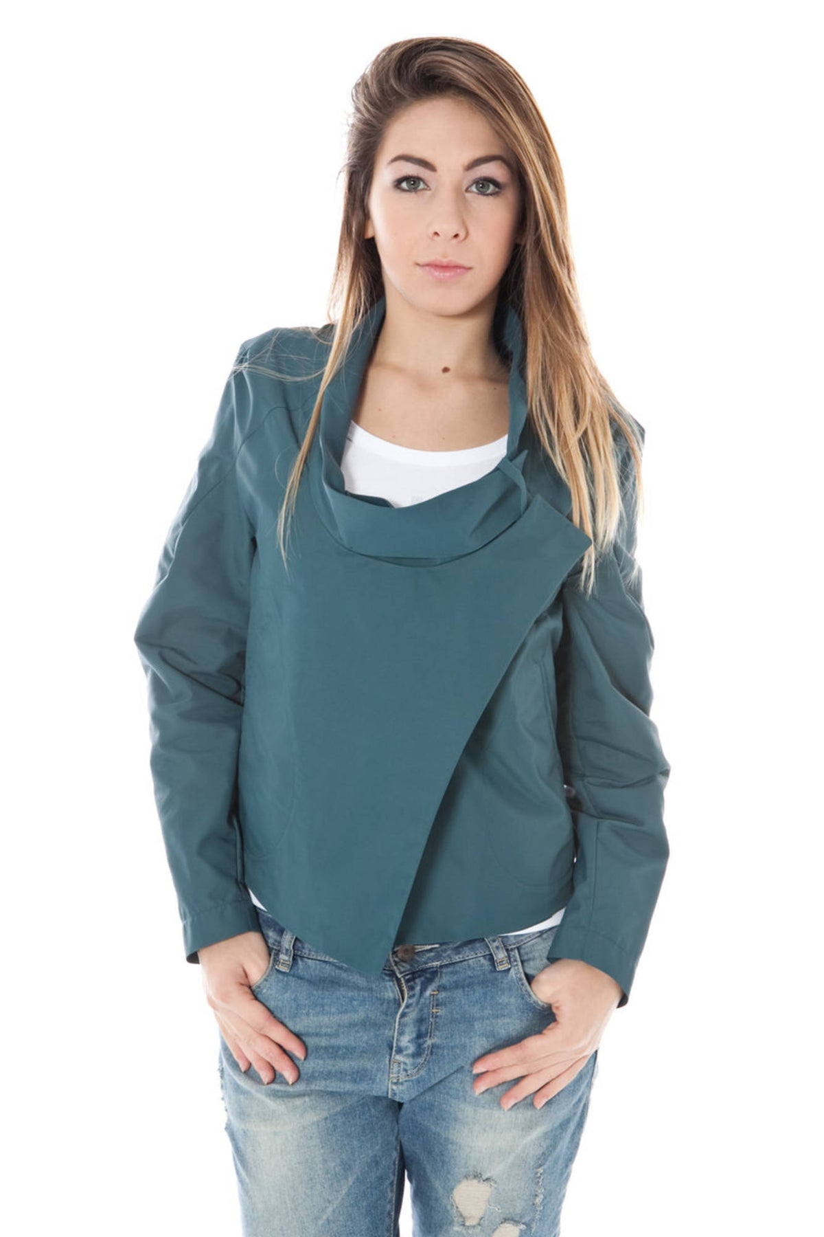 cdn.stockfirmati.com/catalog/2912/calvinkleingiaccasportivadonnaverde_1.jpg