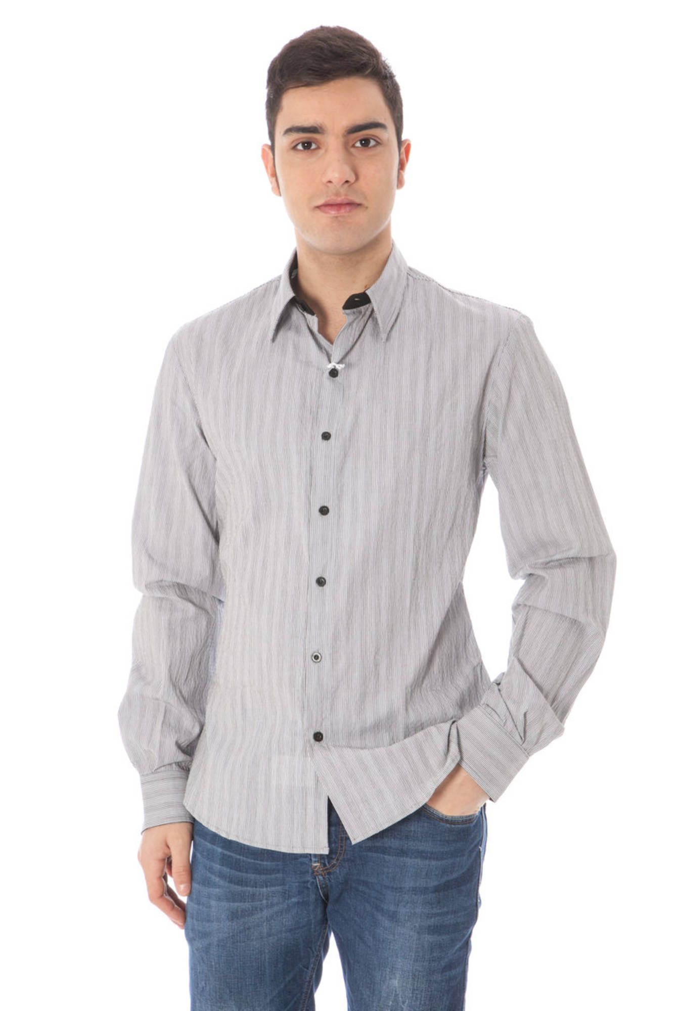 cdn.stockfirmati.com/catalog/37958/costumenationalcamiciamanichelungheuomobianco_1.jpg