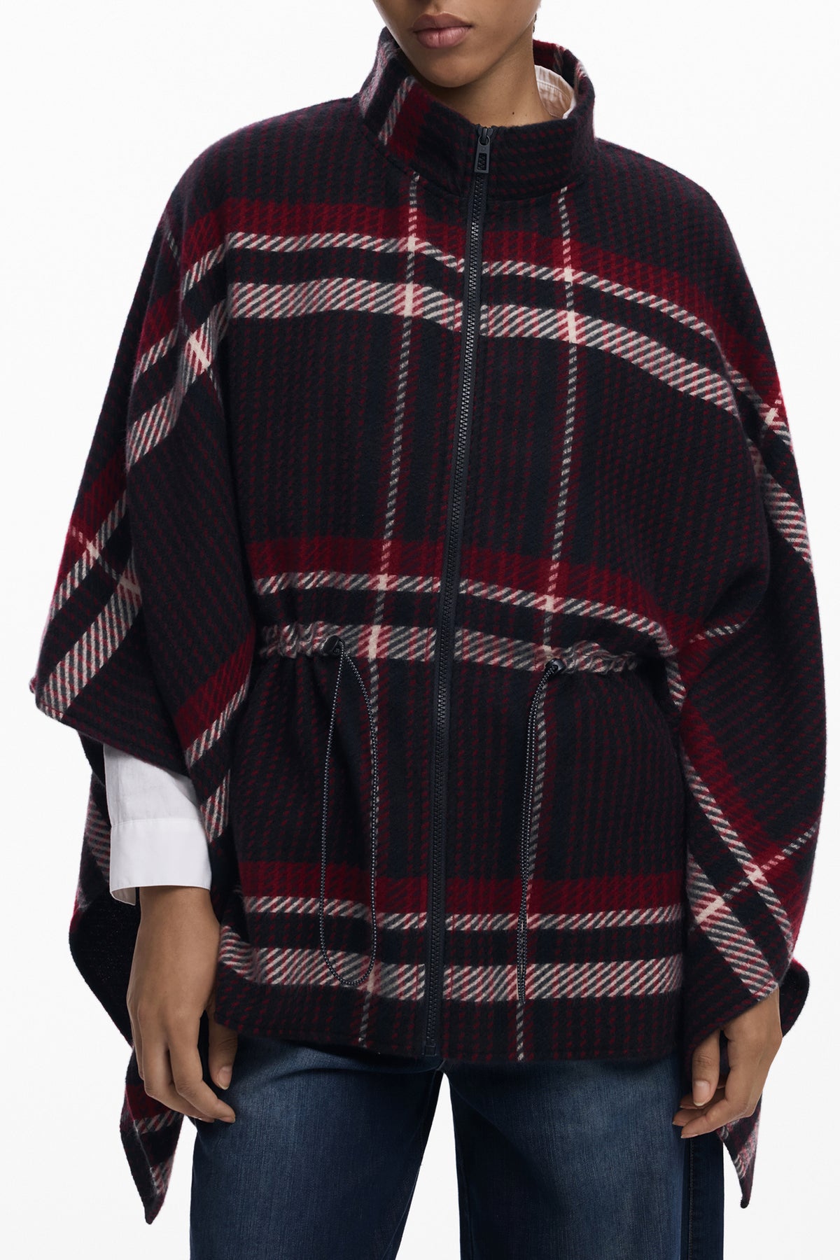 cdn.stockfirmati.com/catalog/40313/desigualponchodonnanero_1.jpg