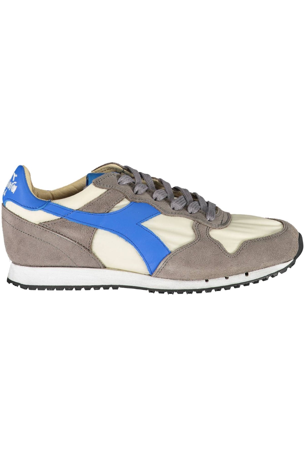 cdn.stockfirmati.com/catalog/4262/diadoracalzaturasportivadonnagrigio_1.jpg